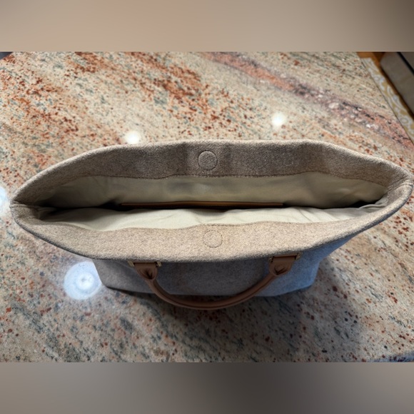 Tory Burch Dana Grayish Beige Wool/Leather Tote Bag Purse - Picture 12 of 16